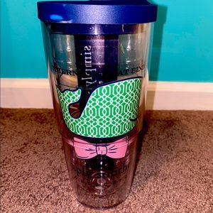 Vineyard vines cup